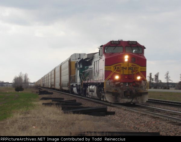 BNSF 4702